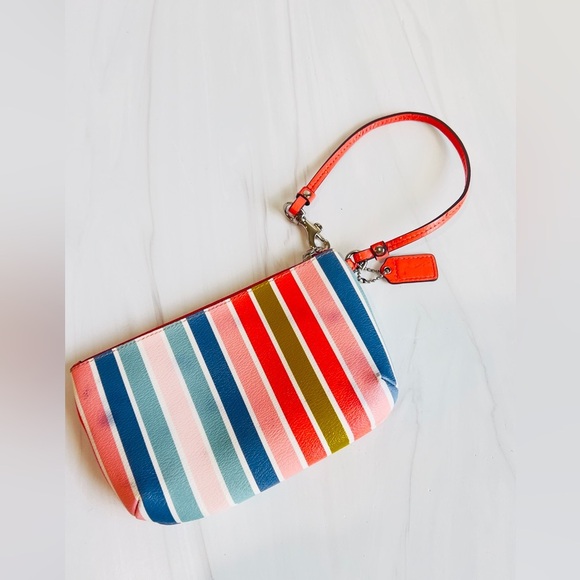 COACH PEYTON MULTI STRIPE WRISTLET ACCESSORY - Picture 9 of 12